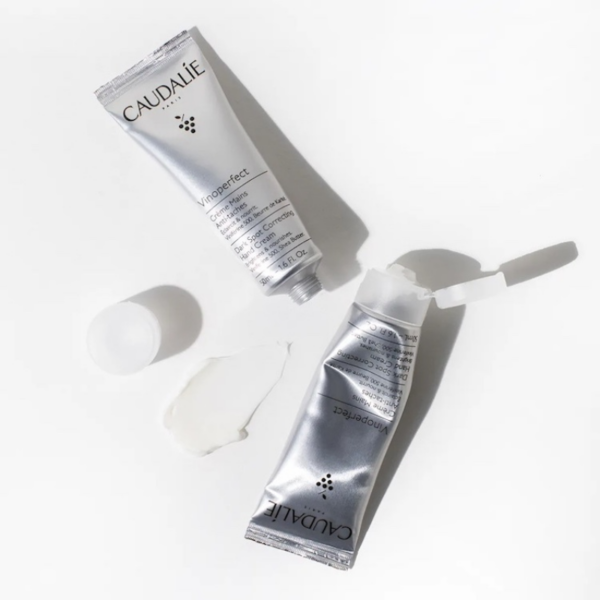 CAUDALIE - VINOPERFECT Crema Mani Anti-Macchie - immagine 2