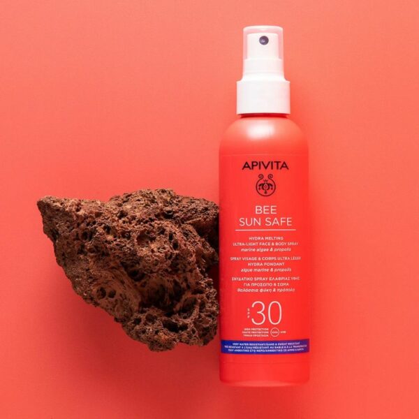 APIVITA - Spray Hydra Melting Viso e Corpo Ultra-Leggero SPF30 - immagine 2